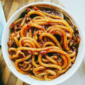 热销爆款 新疆特色美食 疆瀚 微辣/中辣/爆辣 炒米粉 500g*3袋 31.8元包邮