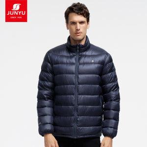 君羽 19冬季新款 800蓬125克90%鹅绒 男超轻防泼水羽绒服 可抗-15℃ 599元包顺丰