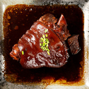 百年老牌 恒泰兴酱园 老汤酱卤猪蹄髈整只 720g 59.9元包邮