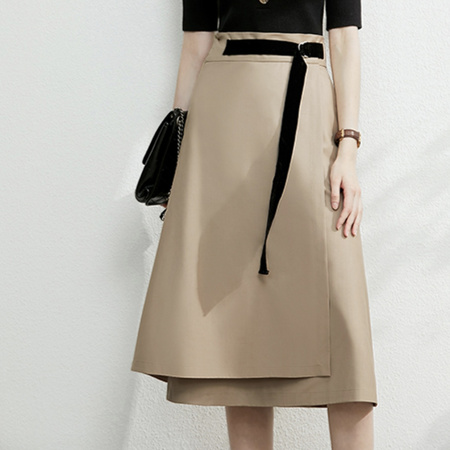 聚划算百亿补贴：AMII 1204TM0091 高腰半身裙