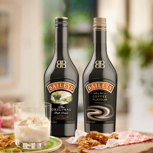 世界第一的利口酒 爱尔兰原装进口 百利 baileys 原味 700ml+咖啡味 700ml
