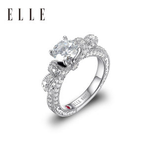 法国 ELLE 比钻石更闪 莫桑石戒指