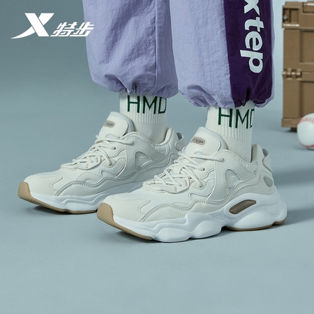 XTEP 特步 880318320087 女士运动鞋