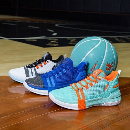 361° 燃战 672121101 男款耐磨篮球鞋