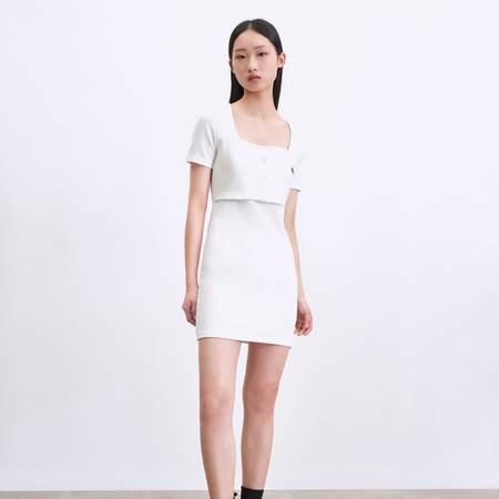 URBAN REVIVO YV17S7AE2001 女士复古假两件连衣裙